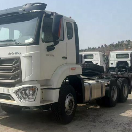 371HP 10 Wheeler Drive Howo NX Truck Head